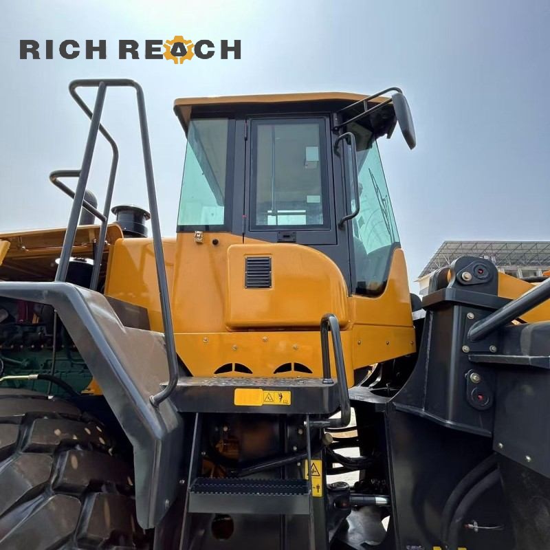 Detailed bucket view of a 2020 SDLG 956L wheel loader, used construction equipment, $20,833